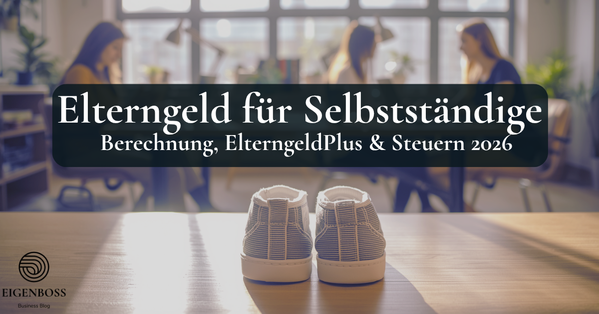 Selbstständige plant Elterngeld am Laptop